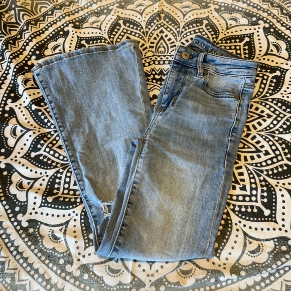American Eagle Super Stretch Distressed Flare Jeans Size 00XS - Picture 3 of 14
